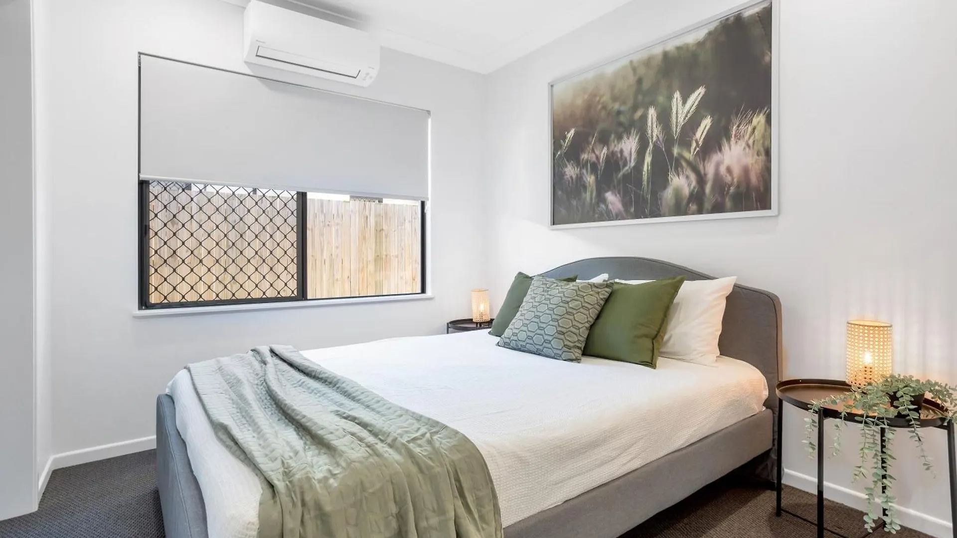 Trinity Beach 4Br Modern Getaway With Spa, Pet Friendly Feriehus