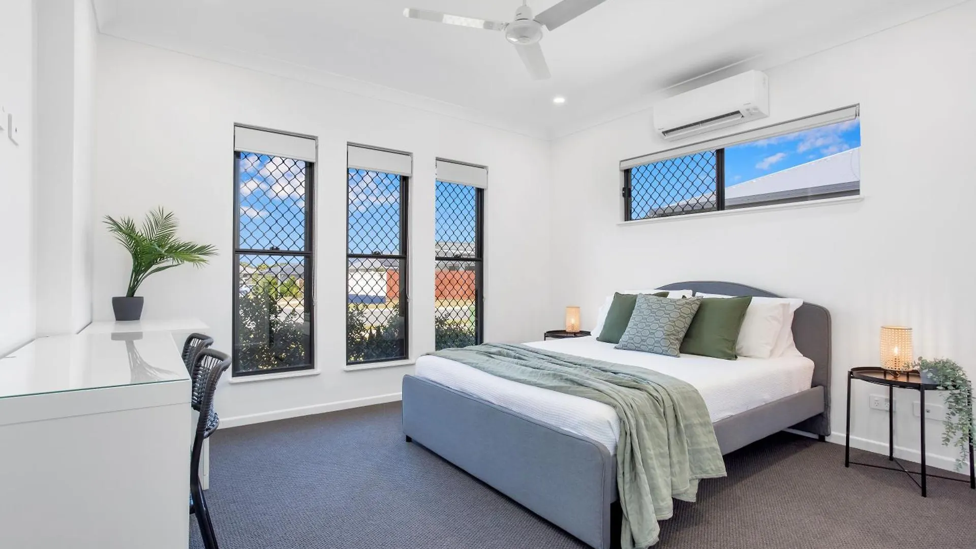 Trinity Beach 4Br Modern Getaway With Spa, Pet Friendly 0*, Trinity Beach Australien